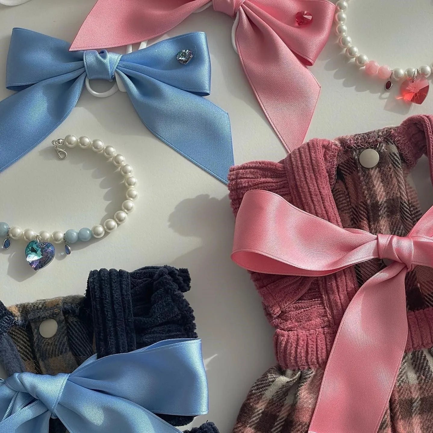 Adjustable bow tension dog hair band in polyester cotton with free size 25-40cm fit