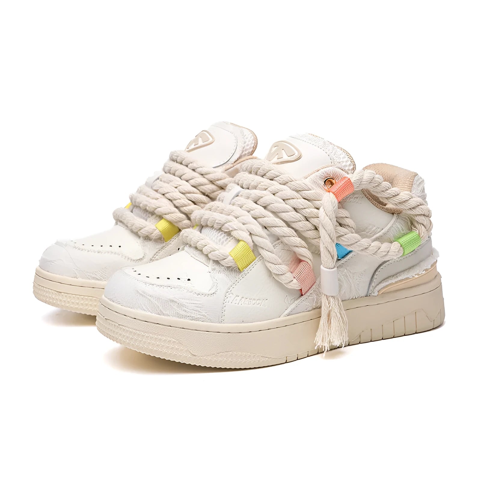 Creamy white retro skateboard shoes with lace-up front and platform rubber soles