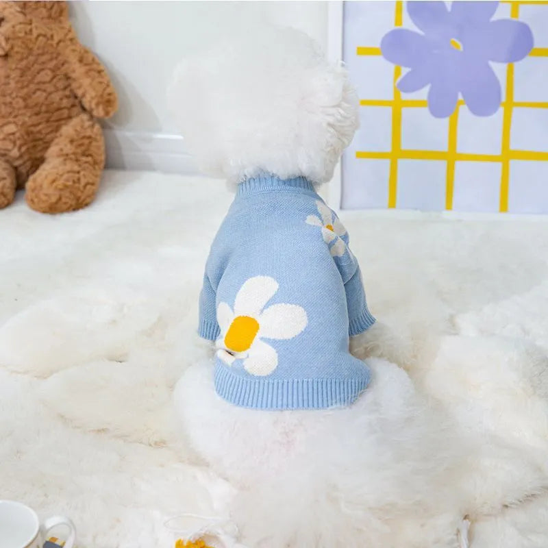 Polyester pet clothing for small dogs and cats in checkerboard patterns with five size options