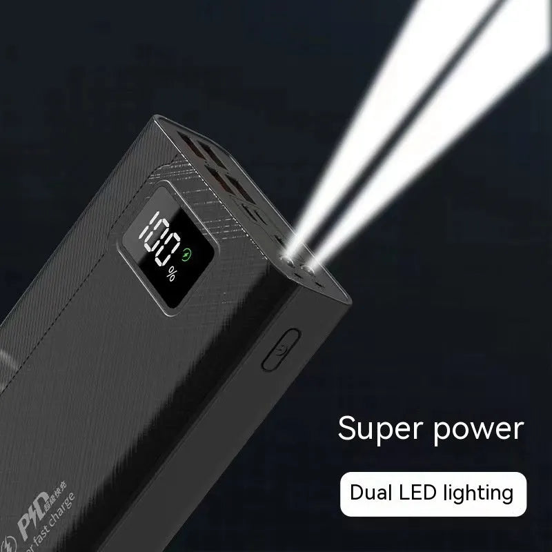 Large capacity power bank in black or white with plastic shell, dimensions 150×76×30-50mm