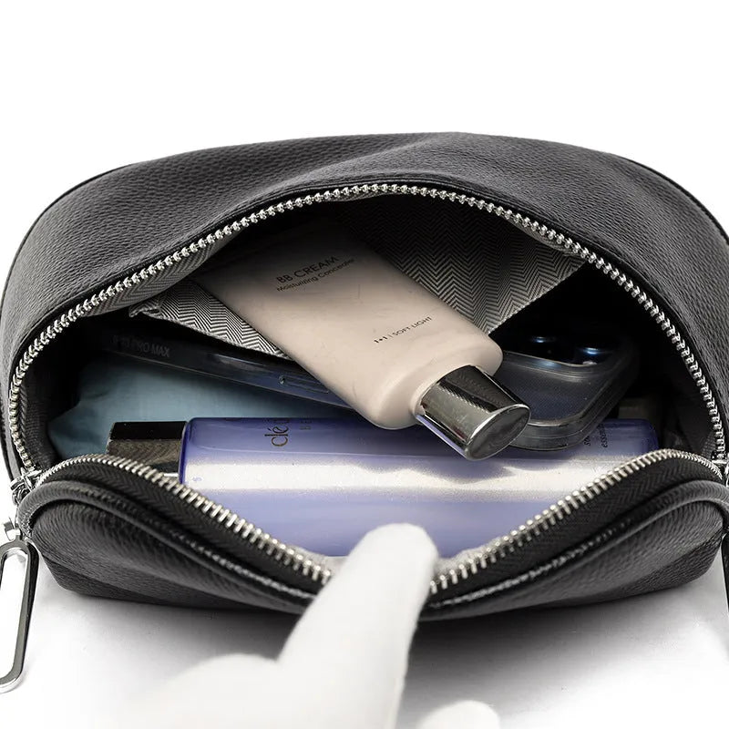 Women's soft PU leather messenger bag in saddle shape with adjustable strap and zippered compartment