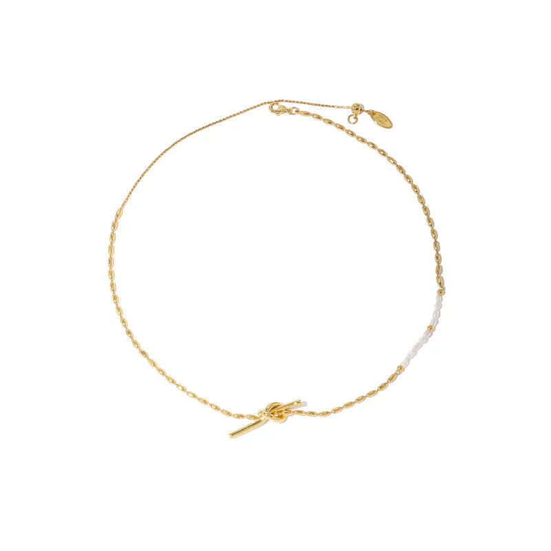 Gold copper natural real pearl necklace with geometric ring and line cold style pendant on woman