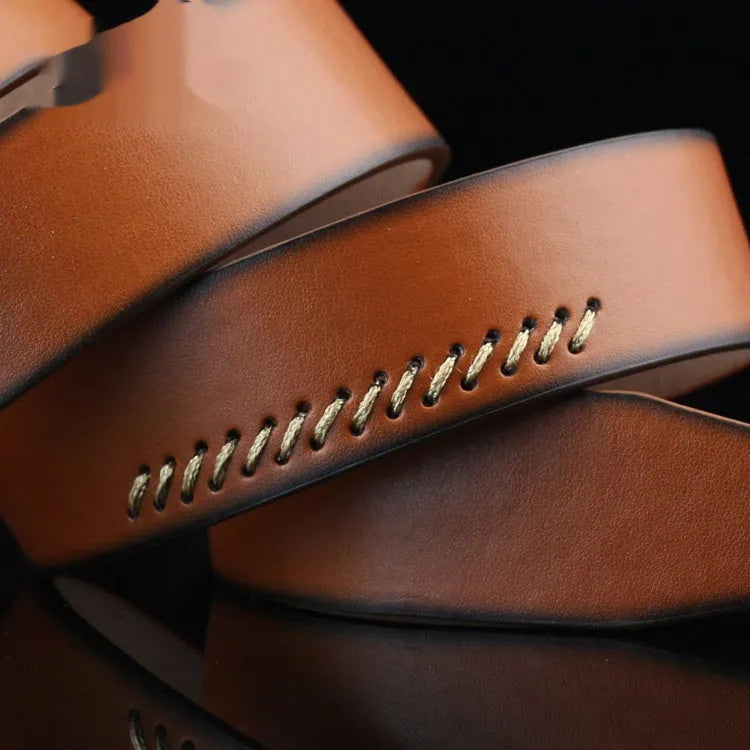 Men's retro pattern pin buckle belt in black colour with alloy buckle