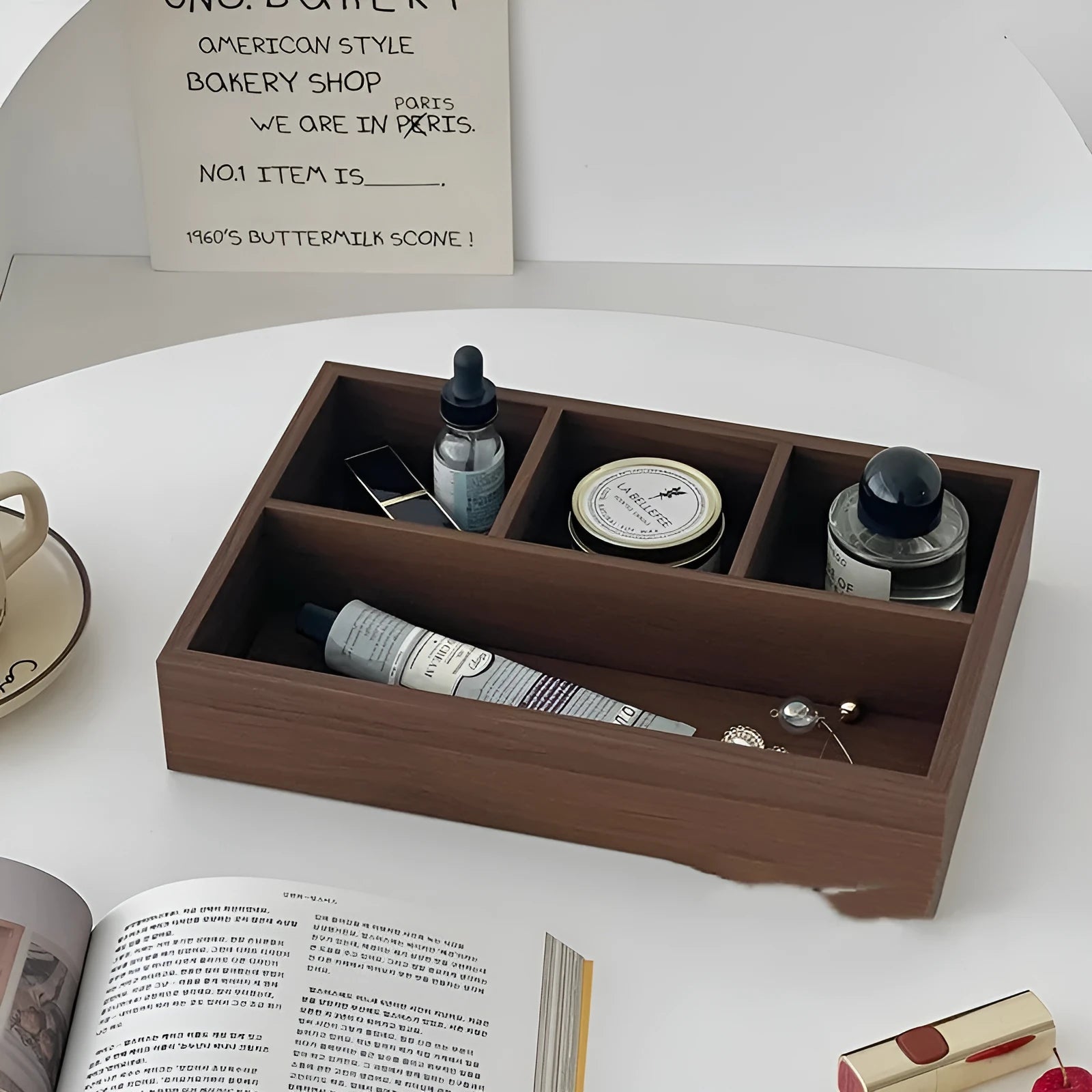 Retro wood desktop grid storage box – short four-cell tray with wooden surface