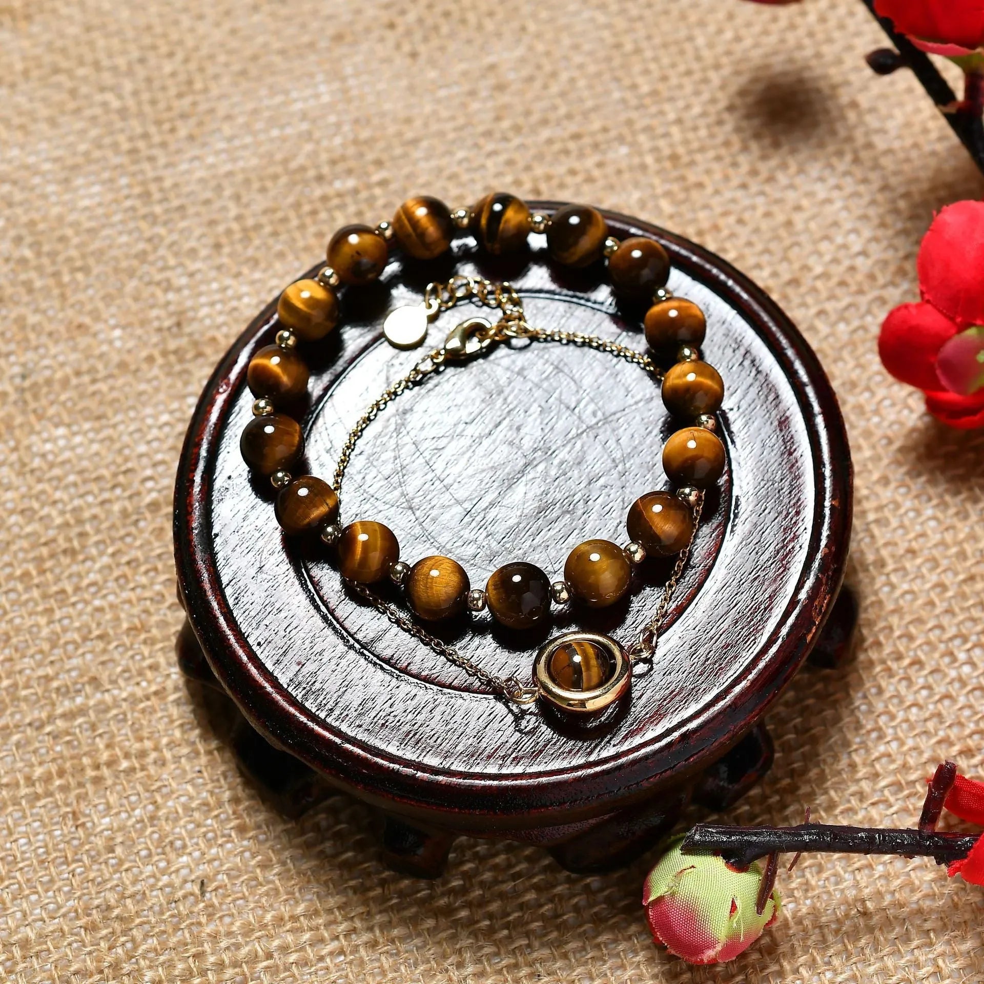 Double-layer women's bracelet with crystal beads and lucky charms in gold electroplated finish