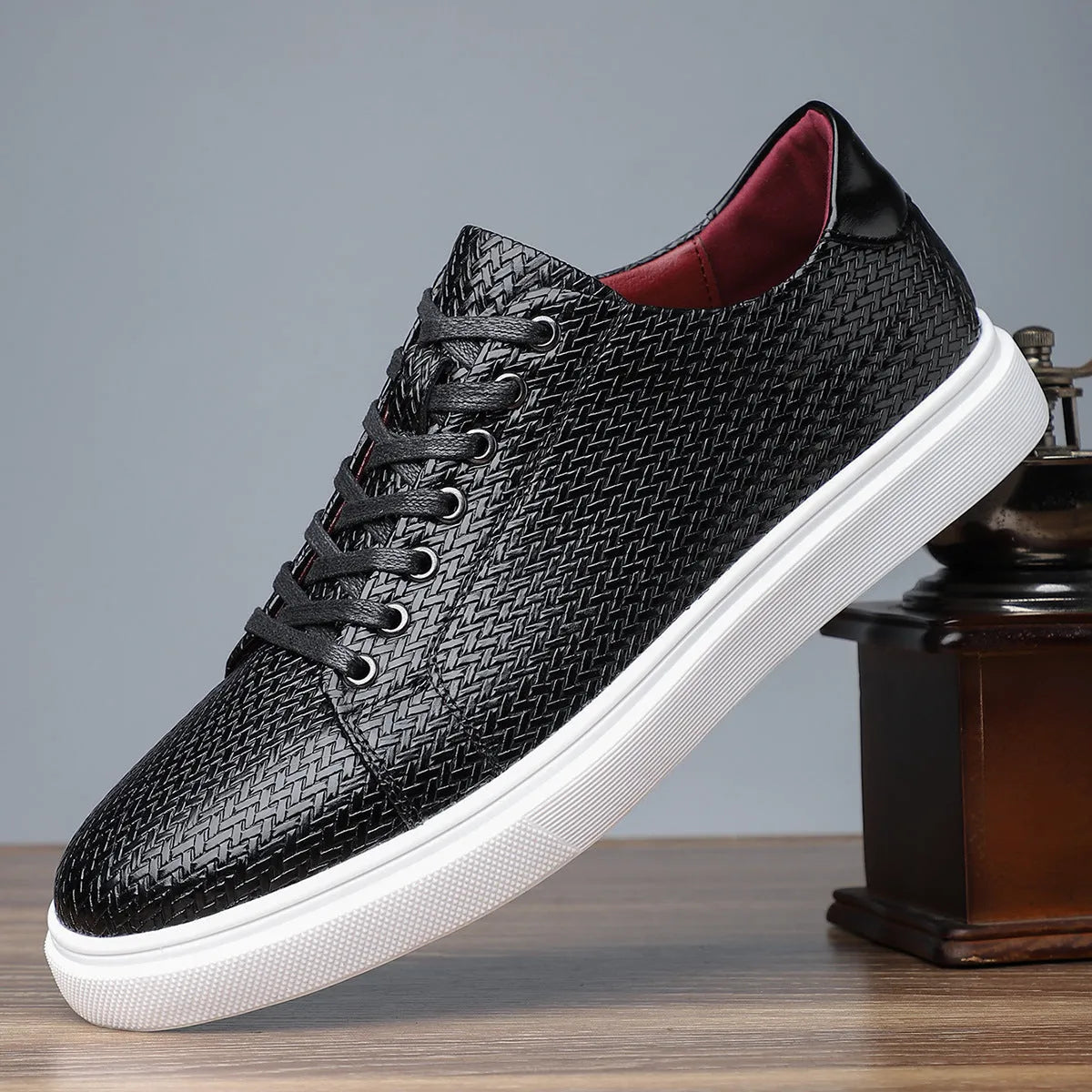Men's British style leather shoes in black, red, or yellow with artificial PU upper and rubber sole