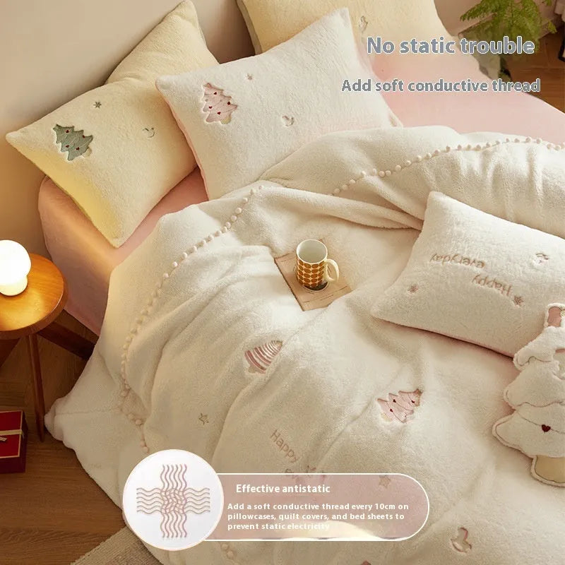 Winter-themed milk fibre bedding set with Christmas tree print on quilt cover and pillowcases.