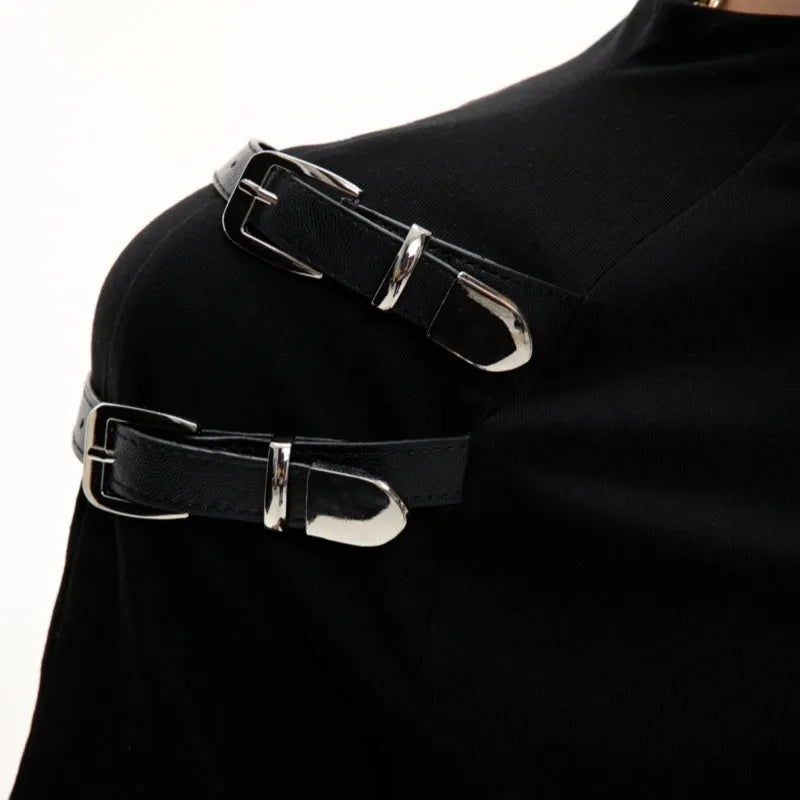 Men's slim fit cotton T-shirt with metal belt accent and small stand-up collar in black and white options