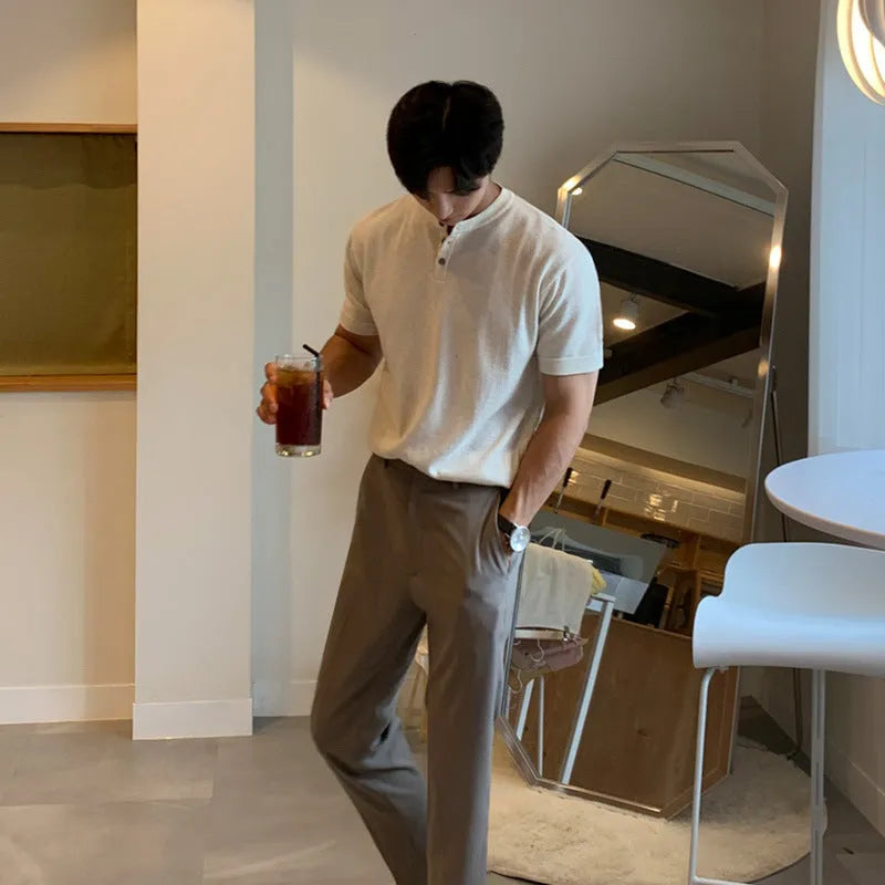 Men's short-sleeved ice silk knitted bottoming shirt in slim-fit style