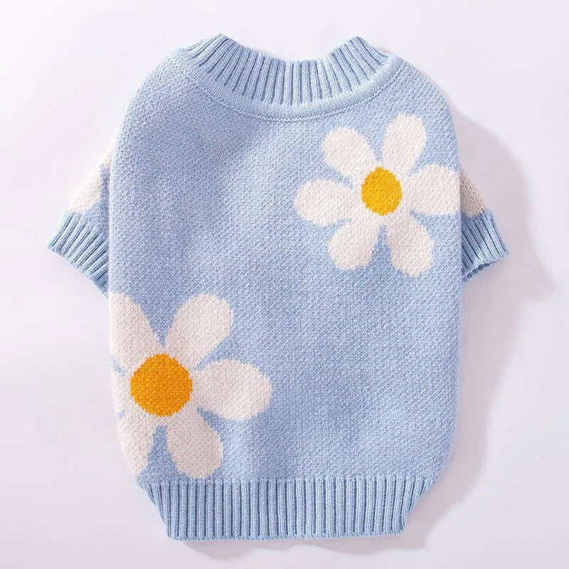 Polyester pet clothing for small dogs and cats in checkerboard patterns with five size options