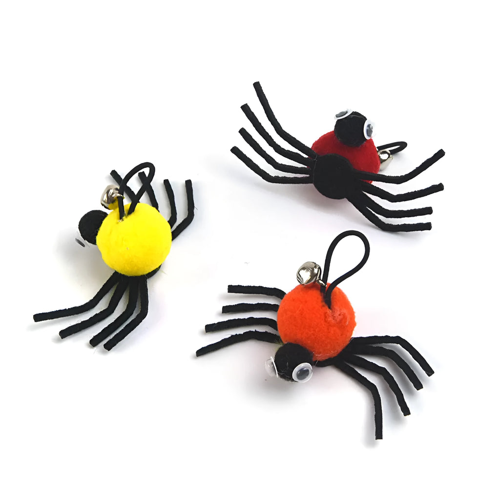 Soft plush Halloween cat toy in orange measuring 4.5 x 9 centimetres