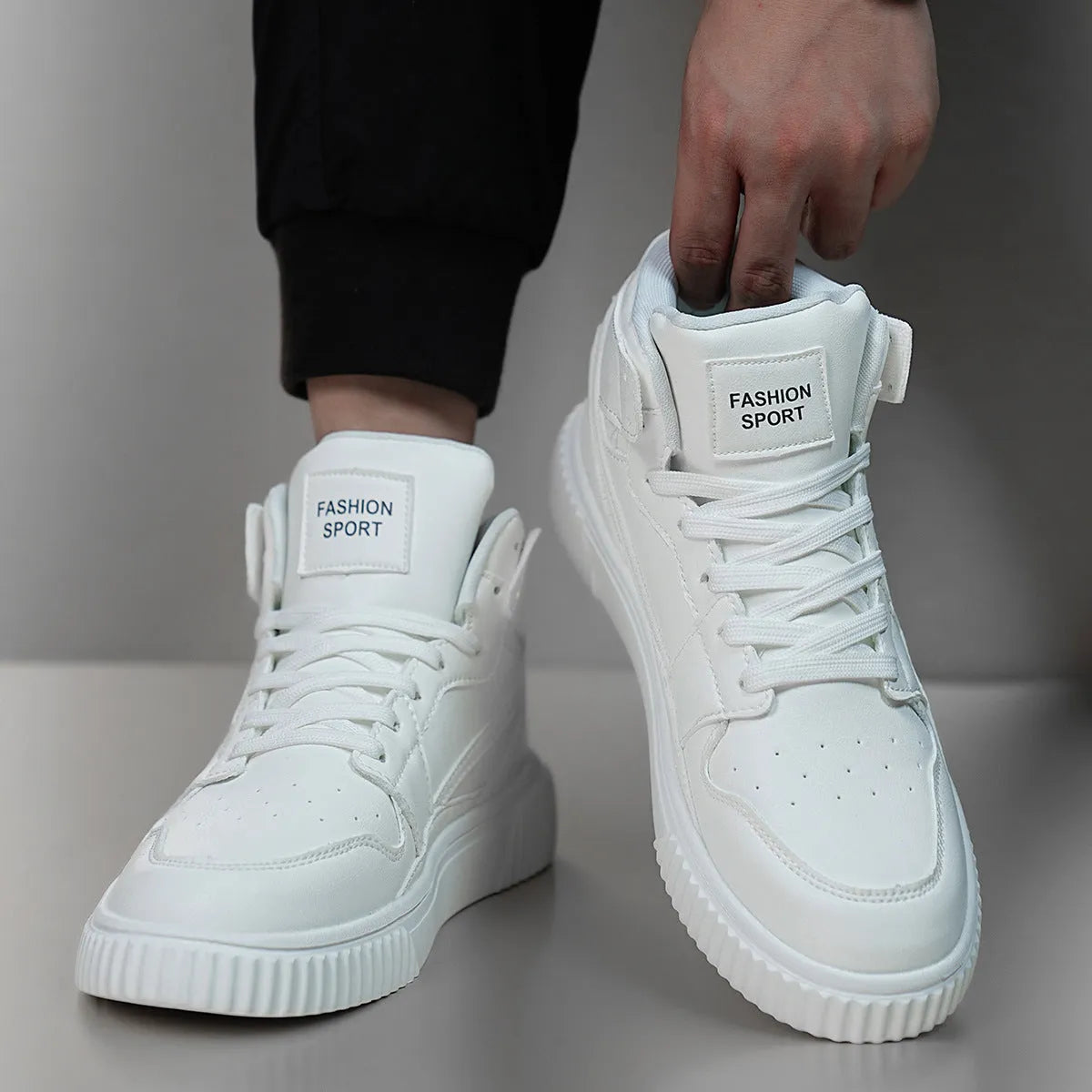 Men's white casual shoes with a microfiber upper and round toe for autumn and winter wear.