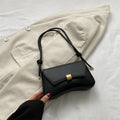 Women's PU shoulder bag in street-trend style with sandwich pocket, available in 5 colours