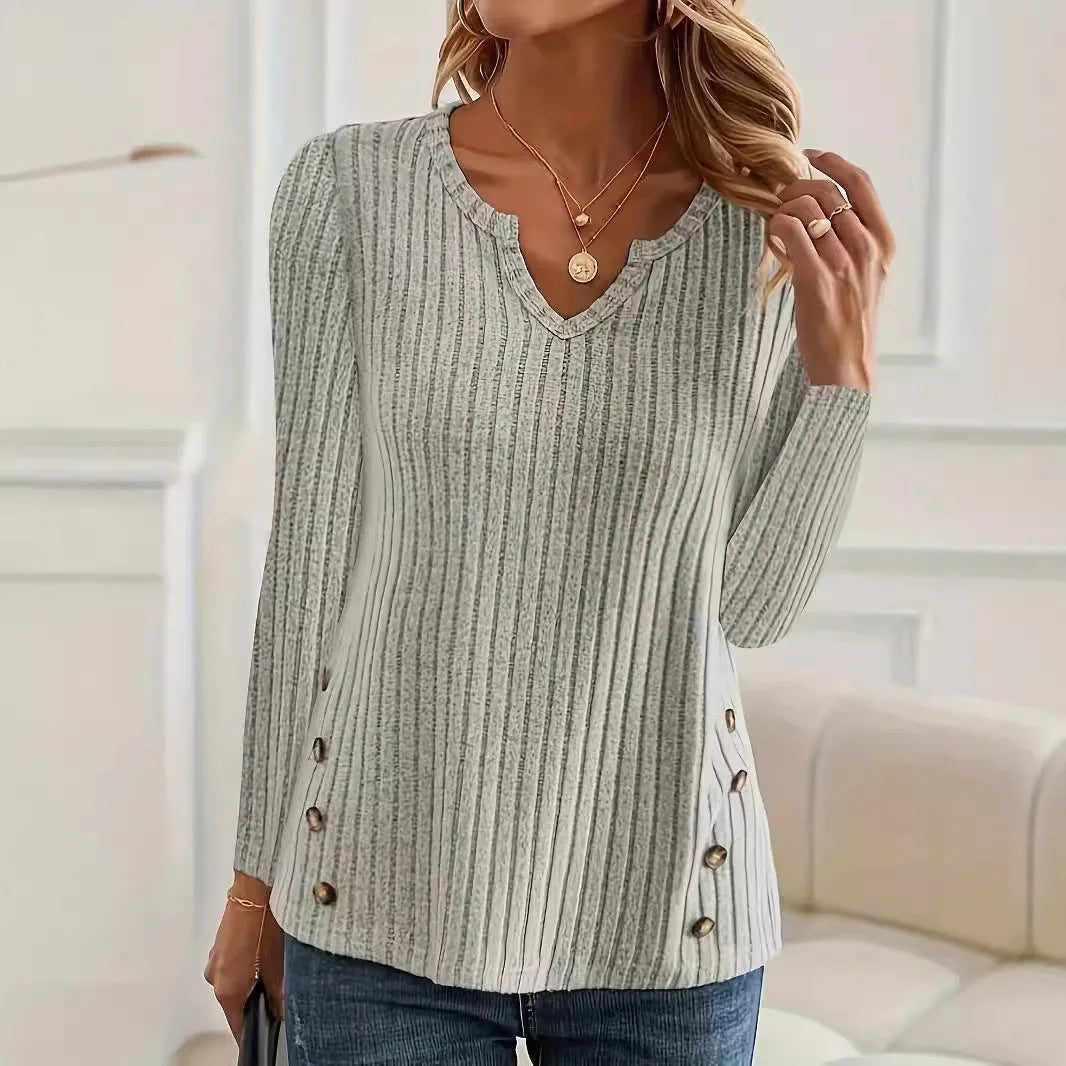 Casual button-front knitted sweater in solid colour with regular sleeves