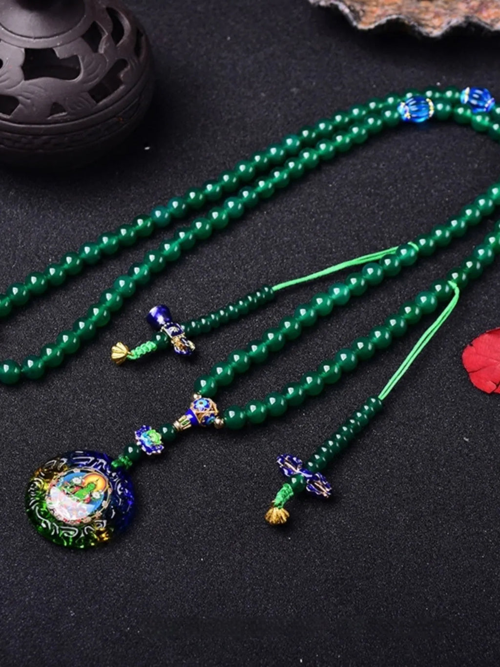 Handmade natural green agate bracelet with 108-bead thangka pendant and multi-circle ornamentation