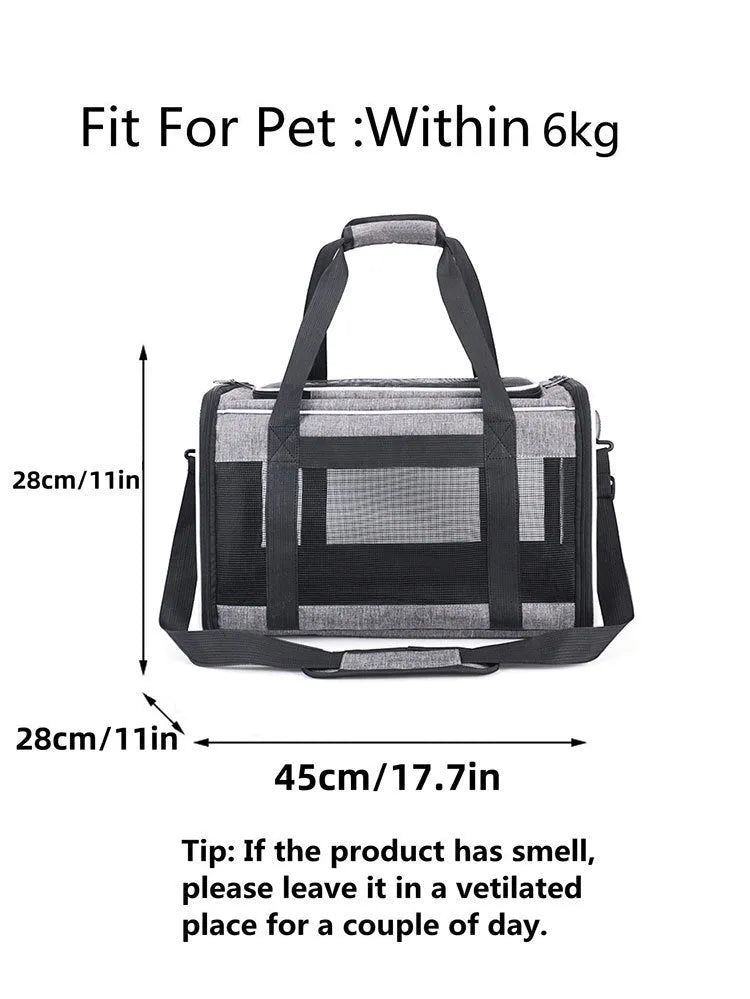 Portable pet carrier bag in Oxford fabric measuring 44cm x 29cm x 5cm for dogs and cats