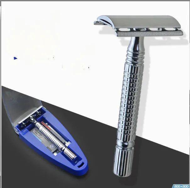 Chrome double edged safety razor with knurled brass handle and open comb head
