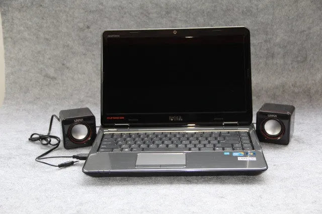 Small black square USB-powered 2.0 computer speaker for desktop PC