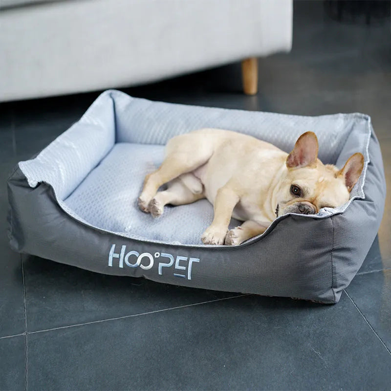 Pet bed with removable cover in three sizes for small to medium dogs and cats