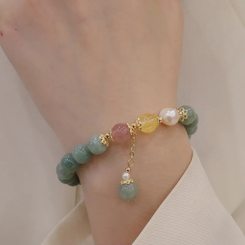 Zhen Han style women's bracelet made of Myanmar jade with geometric shapes and bead pearl decoration.