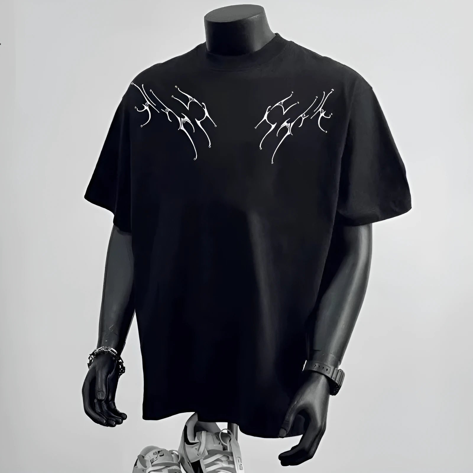 Men's pure cotton loose fit short sleeve t-shirt with printing design in white and black colours