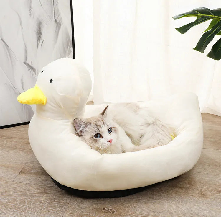 Duck-shaped fluffy pet bed sofa in blue or white colour for small dogs and cats