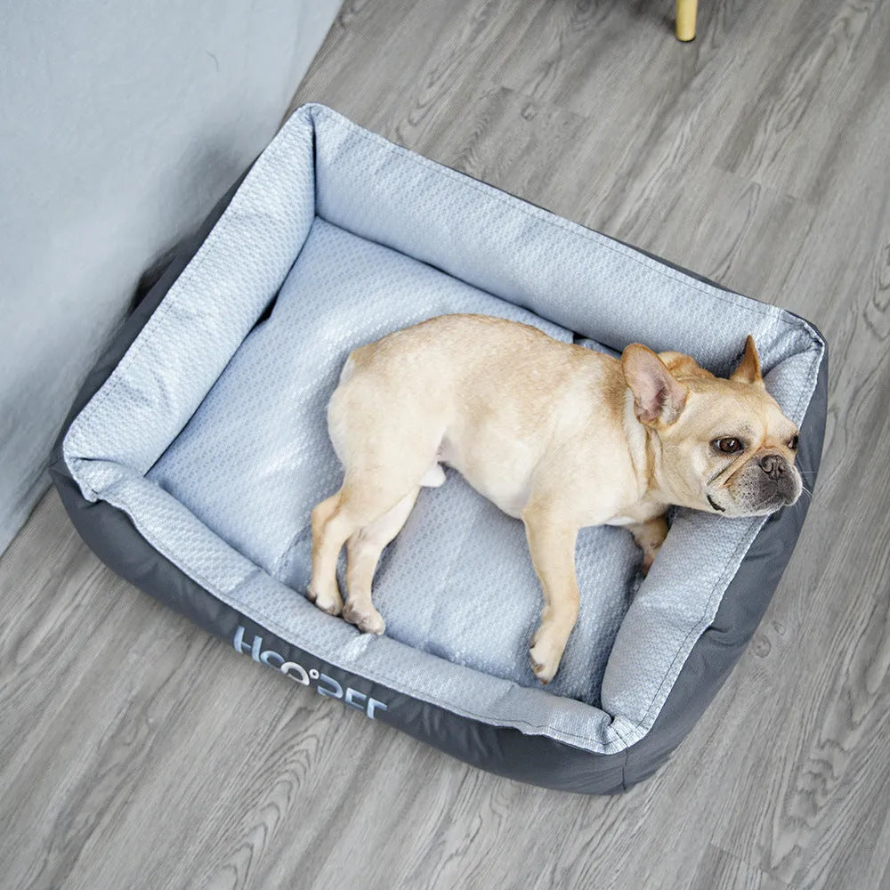 Pet bed with removable cover in three sizes for small to medium dogs and cats