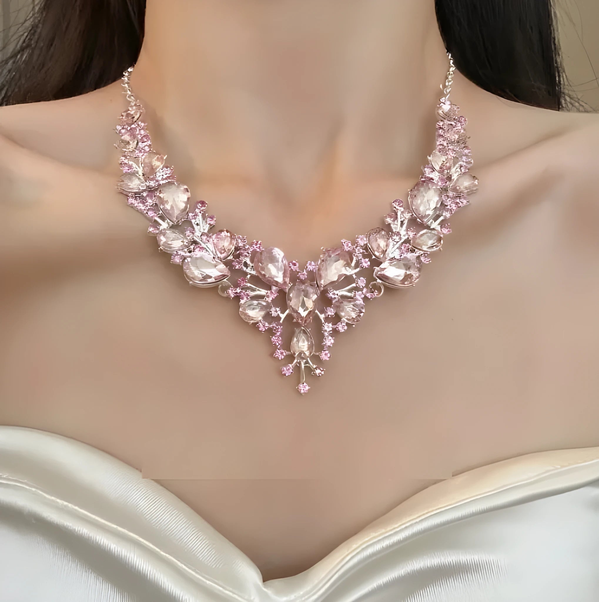 Light luxury alloy flower drop pendant necklace with pink rhinestone centre on ball bead chain, women's jewellery