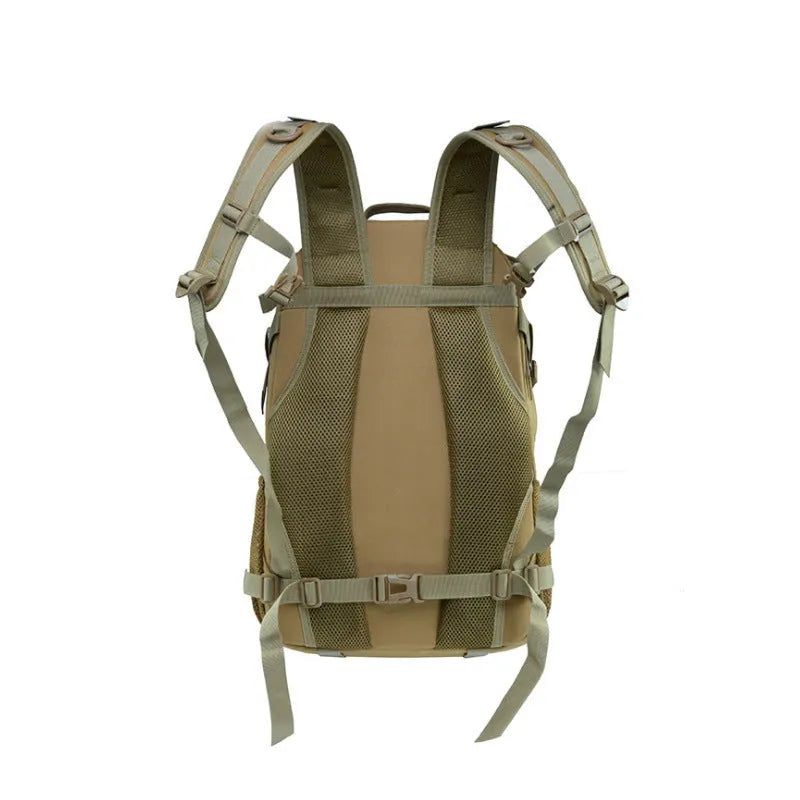 Oxford cloth mountaineering backpack in camouflage colour with air pillow belt, showing 49x31x18cm dimensions.