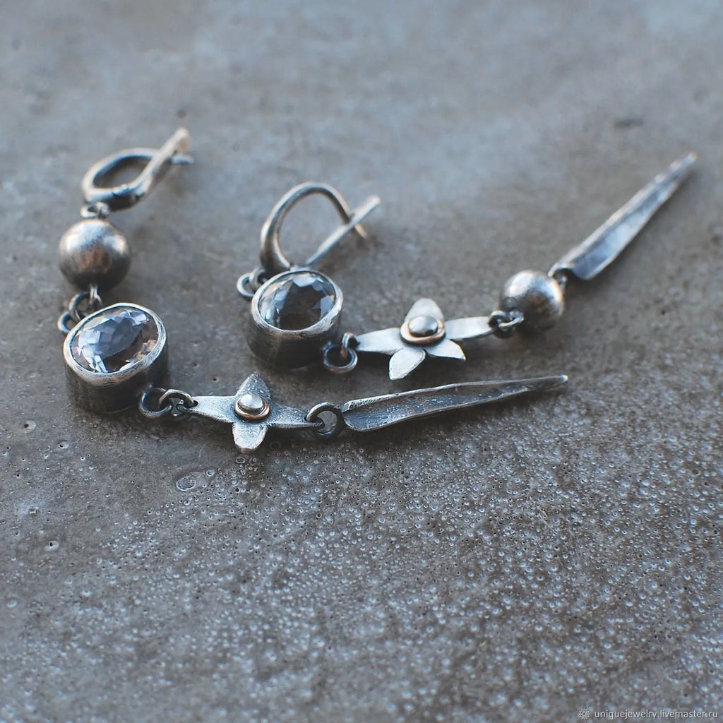 Geometric ancient silver-plated rhinestone pendant earrings with long drop design