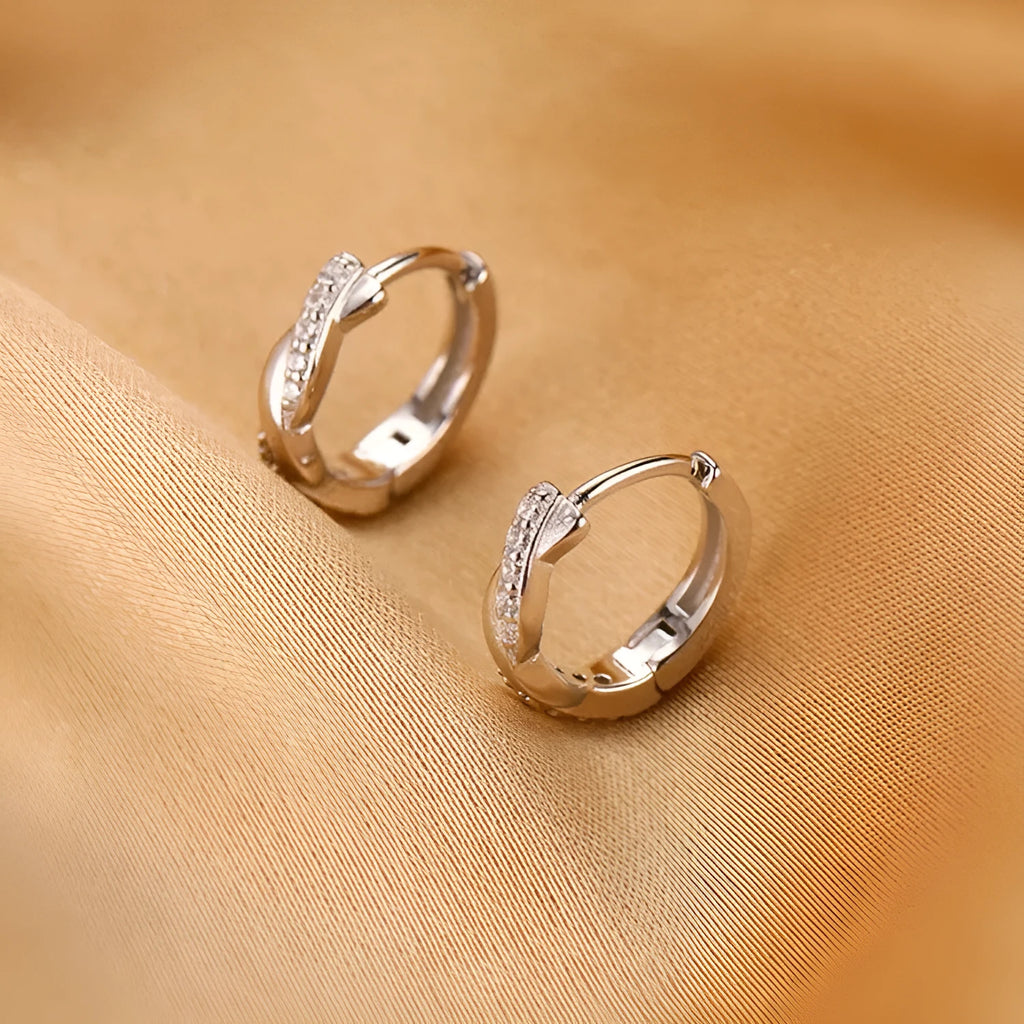 Geometric hemp rope interwoven earclip earrings in gold or silver finish