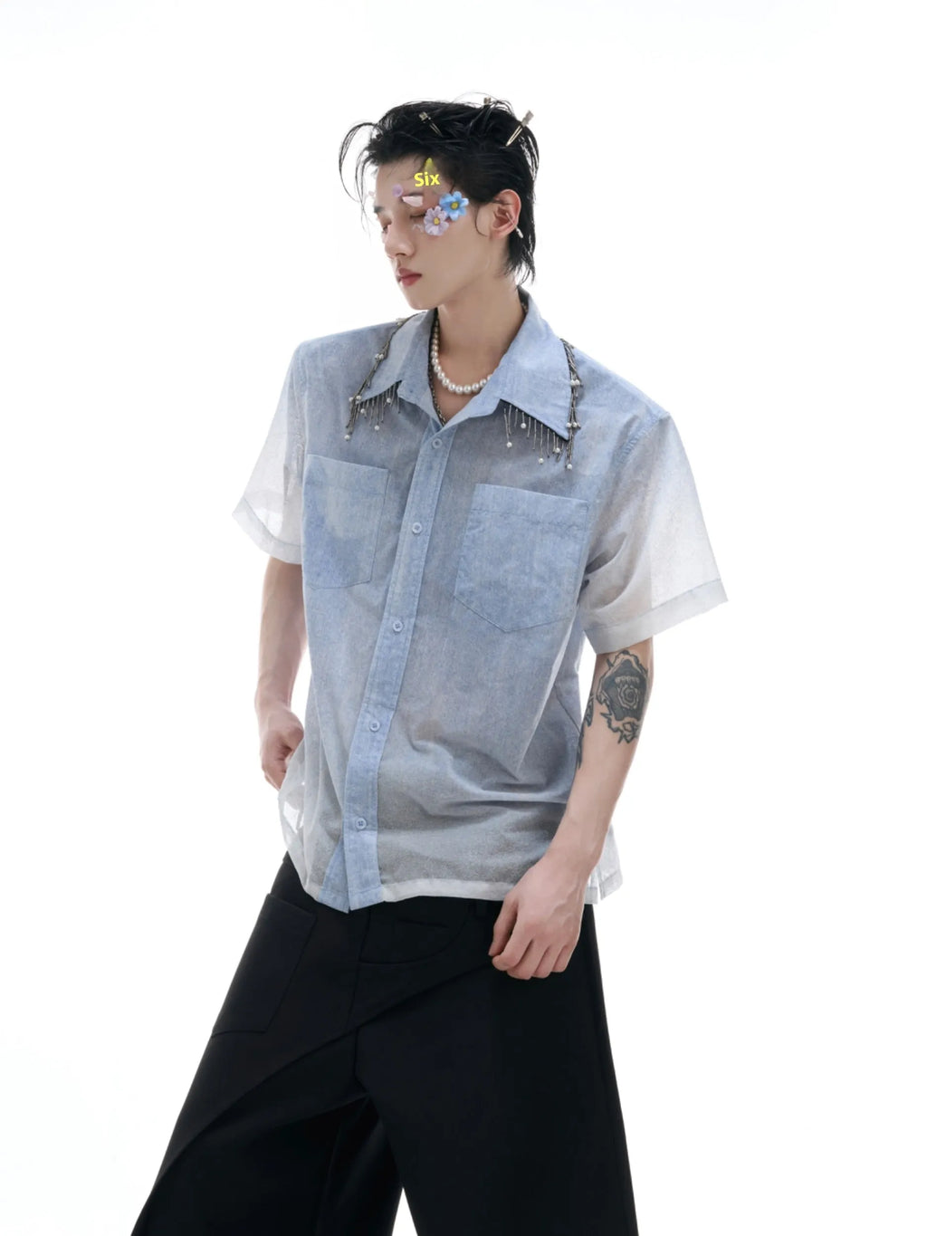 Blue and white gradient men's casual short-sleeve shirt with a loose fit.
