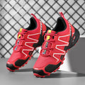 Men's breathable low top casual shoes in synthetic leather with flat heel and lace up fastening