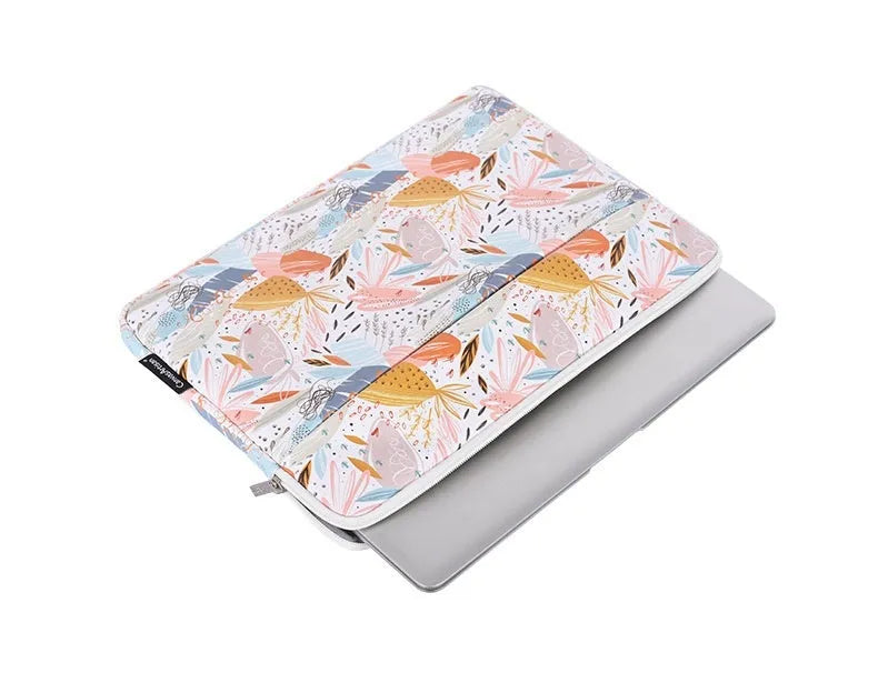 White waterproof 14-inch laptop inner bag made from PU leather with anti-seismic protection