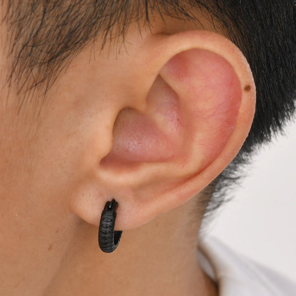 Stainless steel snake pattern earrings for men in black and gold finishes