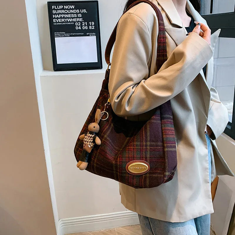 Women's large capacity woolen shoulder bag in horizontal square shape with crossbody strap
