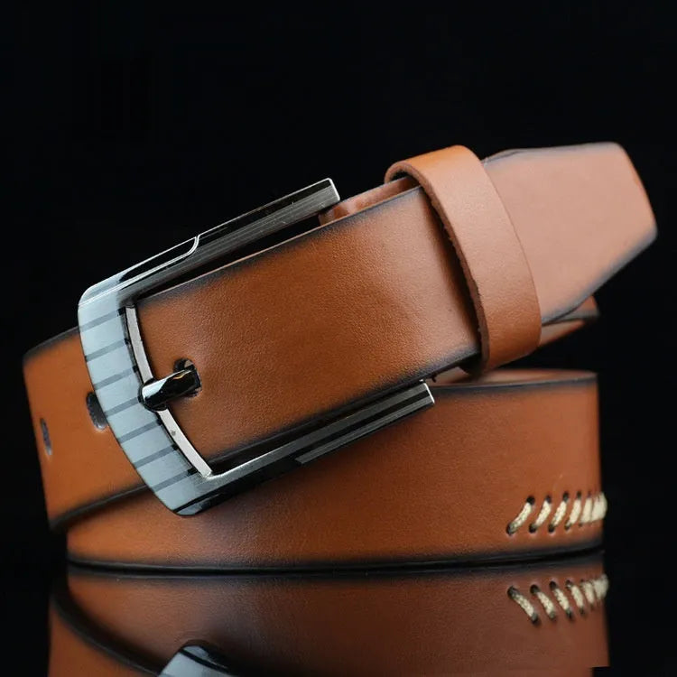 Men's retro pattern pin buckle belt in black colour with alloy buckle