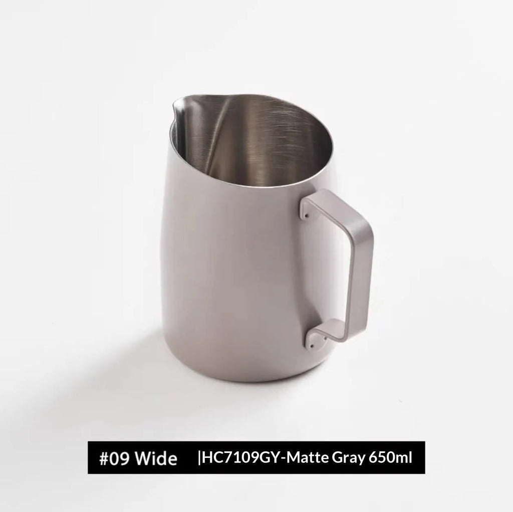 Stainless steel coffee latte art cup with round nozzle in matte gray, 650ML capacity, silk flower finish