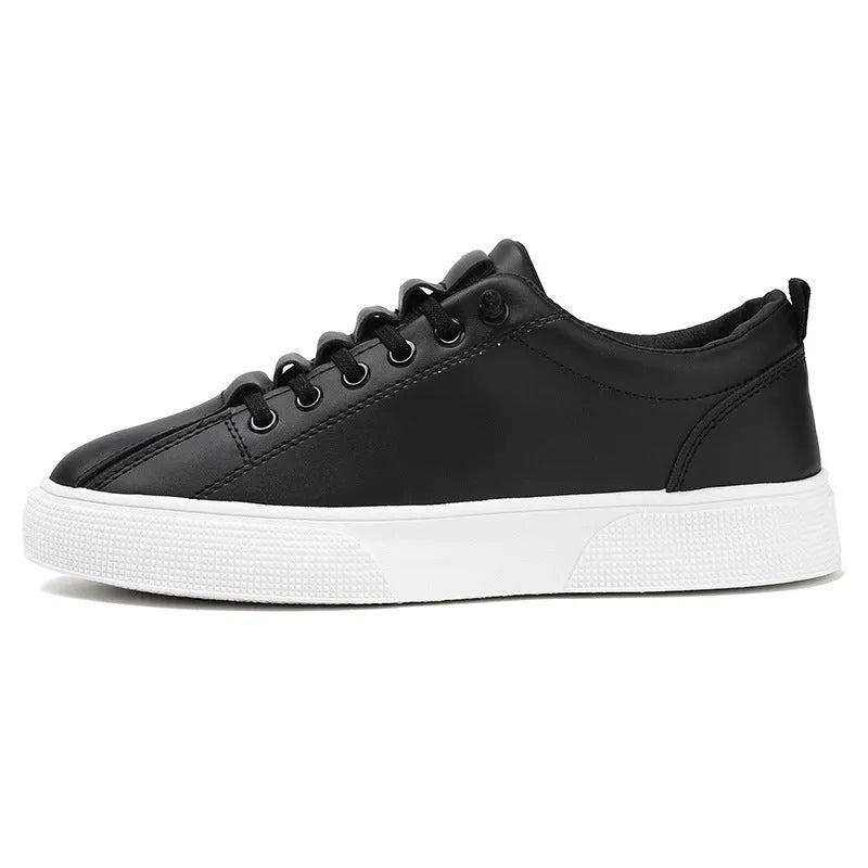 Men's black and white sports leisure mesh shoes with synthetic leather upper and PVC sole
