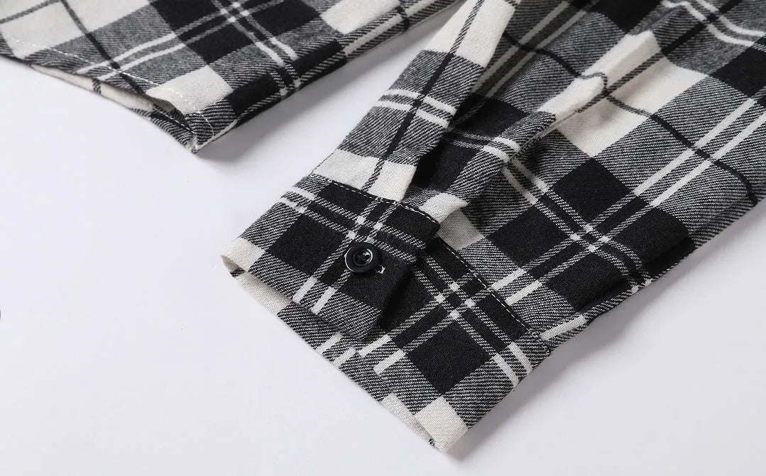 Teenage men's checked long-sleeved casual shirt in offwhite with black and white check pattern