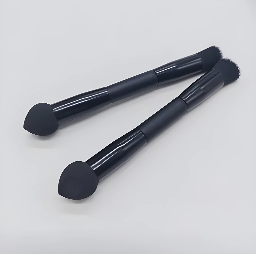 Double-headed miter sponge concealer brush with black wooden handle and artificial fibre bristles