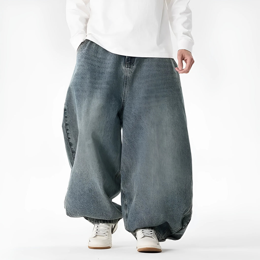Men's plus size wide leg jeans in cotton denim available in three colours