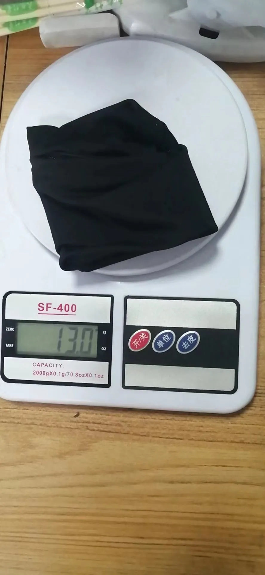 Wrist bag armband sleeve for mobile phone, showing 10x10.5cm dimensions and zipped closure.