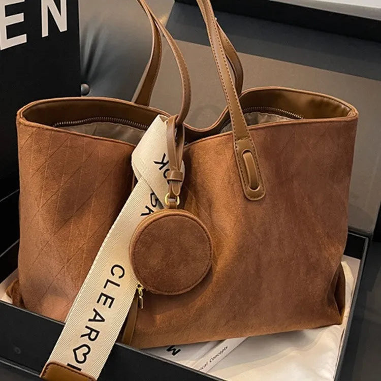 Casual large capacity polyester tote bag with horizontal square shape and shoulder strap