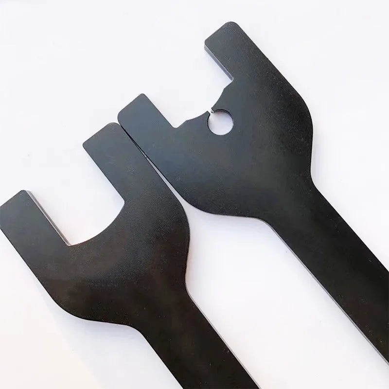 Land Rover alloy steel fan wrench set showing 36mm and 40mm wrenches for mechanical repair.