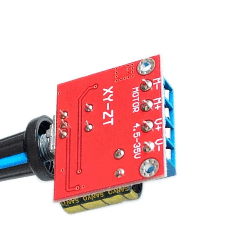 PWM DC motor speed governor with potentiometer knob for 5V-35V motors