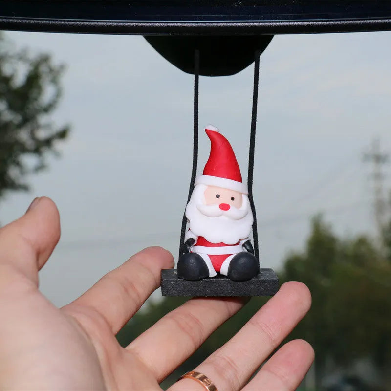 Resin Santa Claus cartoon pendant for car rearview mirror, 4.5 by 3 by 5 centimetres, 20 grams, four styles