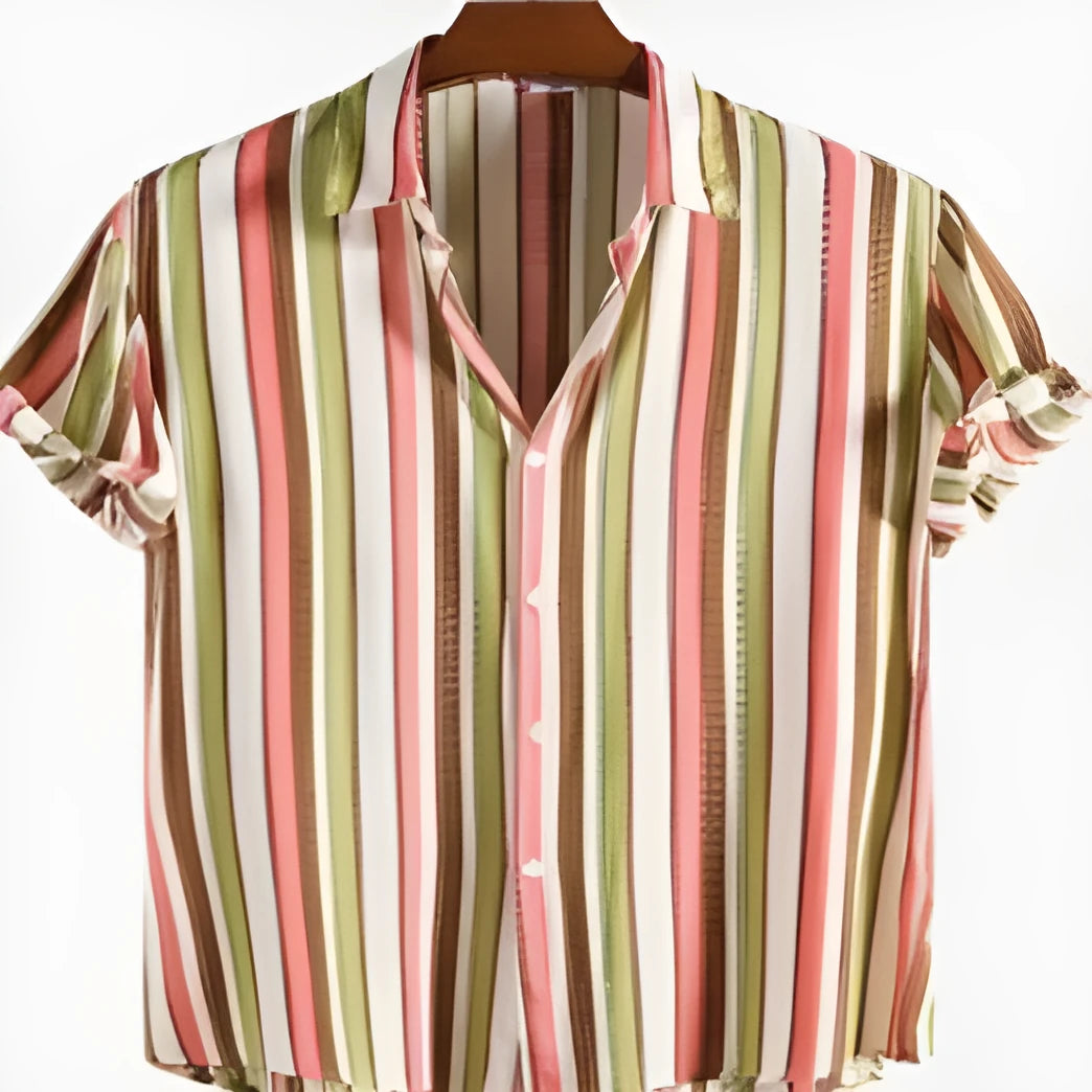 Men's short sleeve casual shirt with a digital printed pattern, available in sizes up to 5XL.