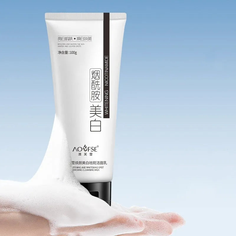 White tube of 100ml whitening and freckle removing facial cleanser for pore cleansing