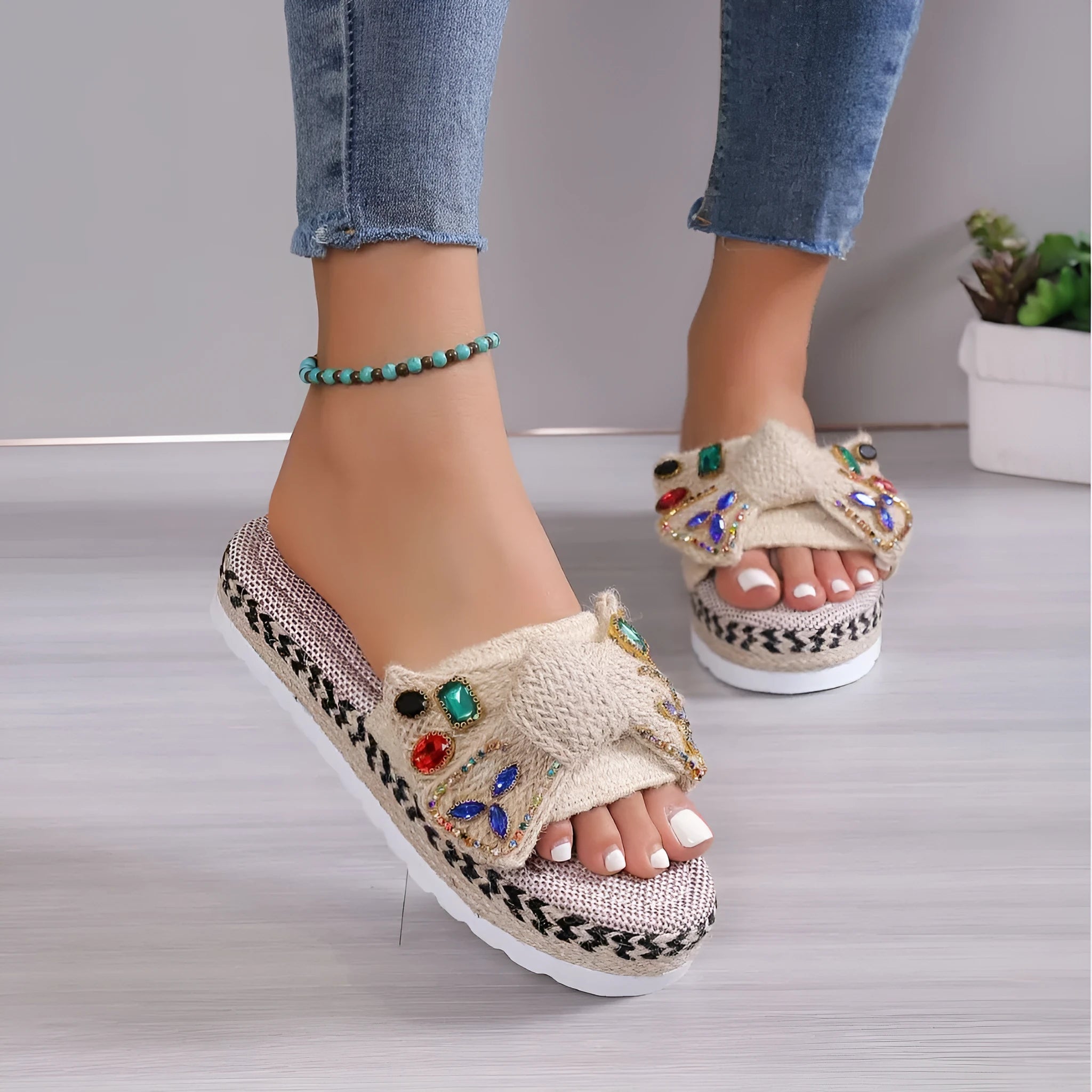 Women's creamy-white platform sandals with beach bow decoration and cloth upper